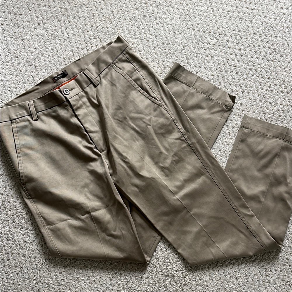 Men's Tan Dockers, Size 34x34